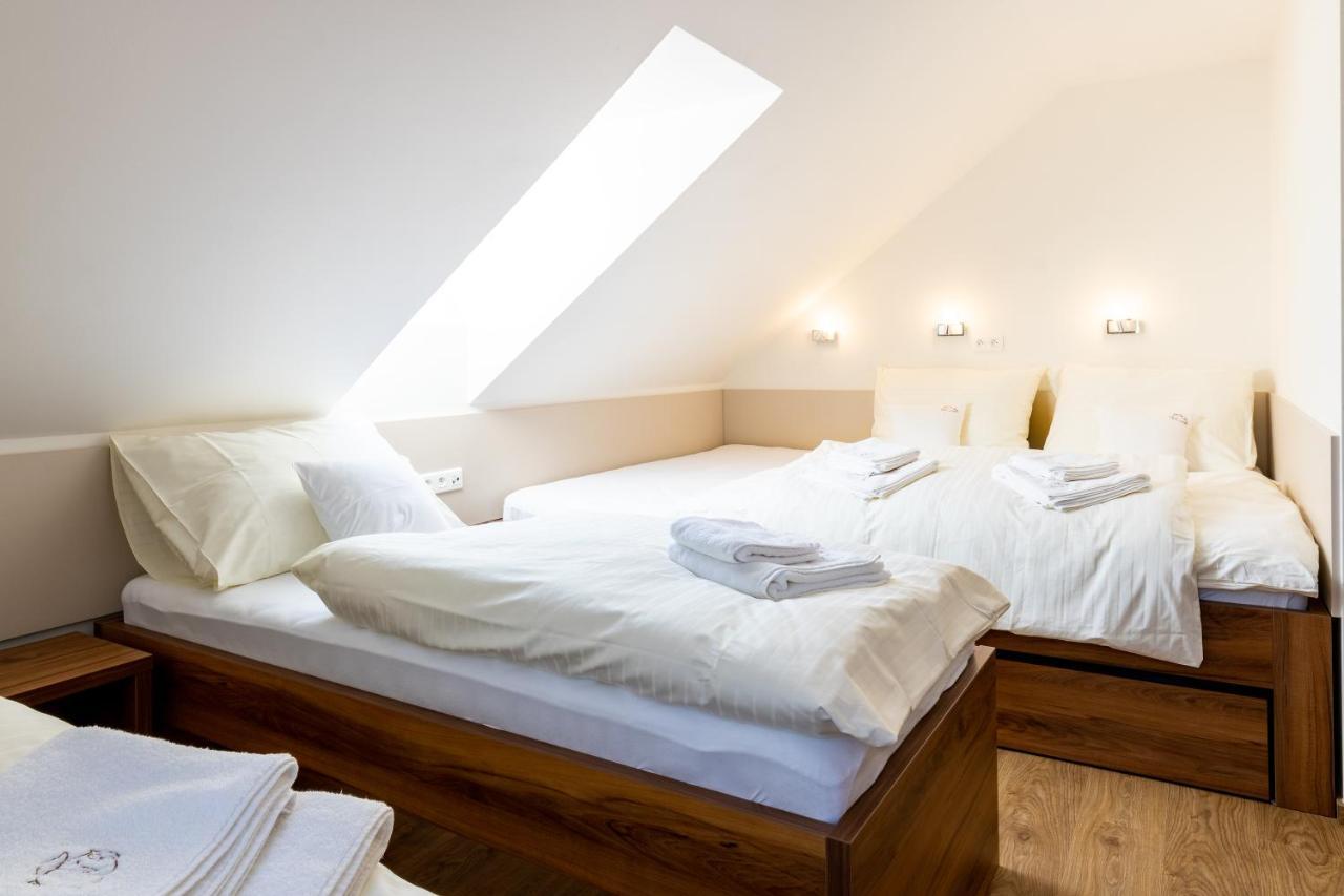 Apartmany Tlusty Svist Vaclavov u Bruntalu Exteriör bild